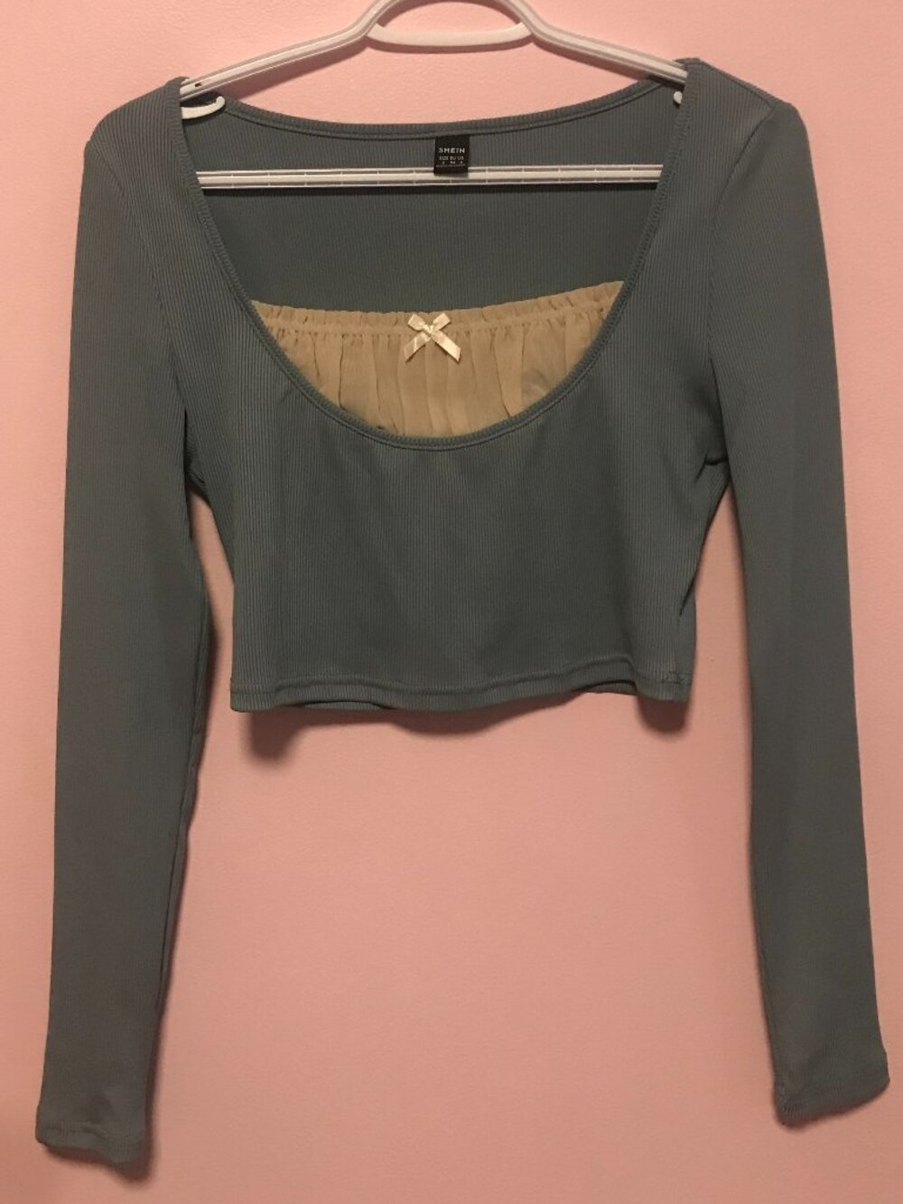 SHEIN Privé Blueish-Gray Contrast Mesh Ruched Bust Crop Tee